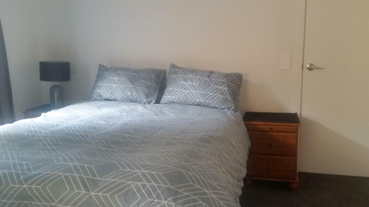 טאורנגה Edgehill - Semi Self-Contained Eco Friendly Home מראה חיצוני תמונה
